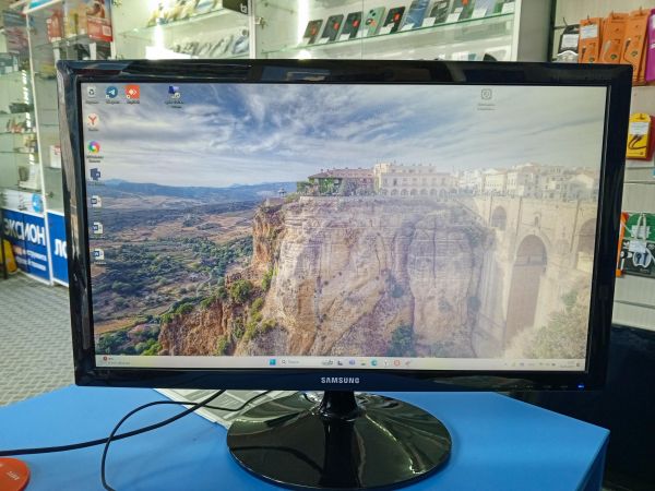 Купить Samsung S24B300HL в Усть-Илимск за 3200 руб.