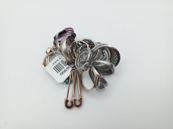 Купить Лом (Горсть) серебро 925 34,63g, вес изделия 38.84g в Усть-Илимск за 2300 руб.