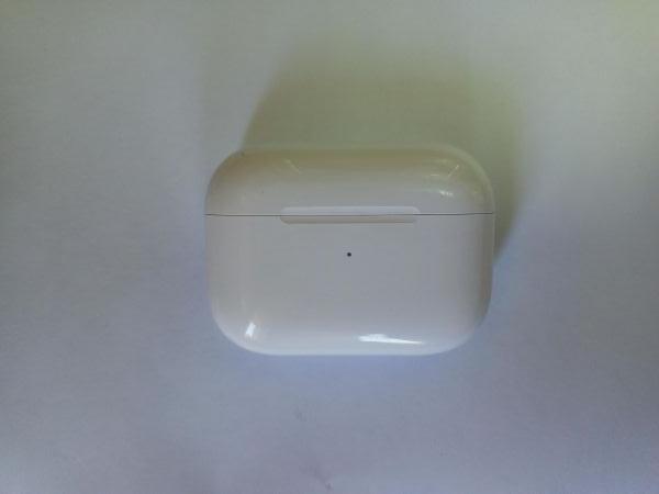 Купить Apple AirPods Pro 2 (A2931, A2698, A2699) в Усть-Илимск за 4400 руб.