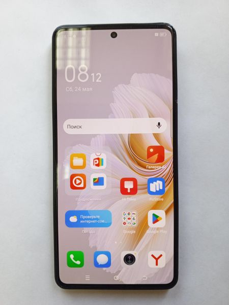 Купить TECNO Camon 20 Pro 8/256GB (CK7n) Duos в Усть-Илимск за 7100 руб.