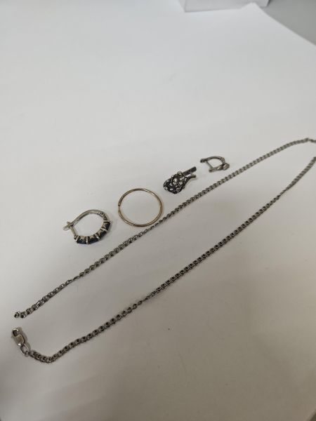 Купить Лом или горсть серебро 925 8,02g, вес изделия 8.12g в Иркутск за 800 руб.