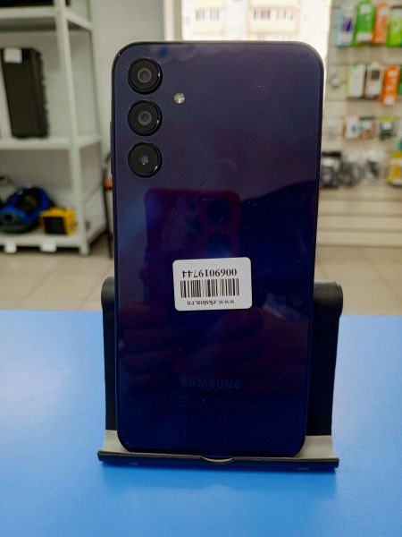 Купить Samsung Galaxy A15 6/128GB (A155F) Duos в Усть-Илимск за 8600 руб.