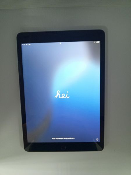 Купить Apple iPad 9 2021 64GB (A2602 MK2K3/MK2L3/MK2L3LL) (без SIM) в Усть-Илимск за 14000 руб.