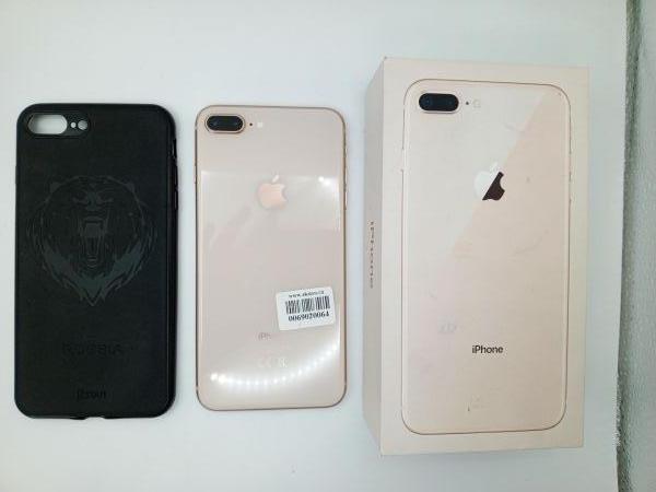 Купить Apple iPhone 8 Plus 64GB в Усть-Илимск за 6500 руб.