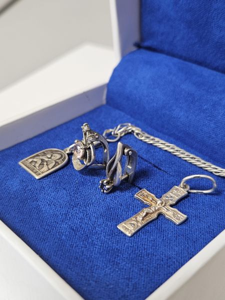 Купить Лом или горсть серебро 925 12,17g, вес изделия 12.51g в Иркутск за 1050 руб.