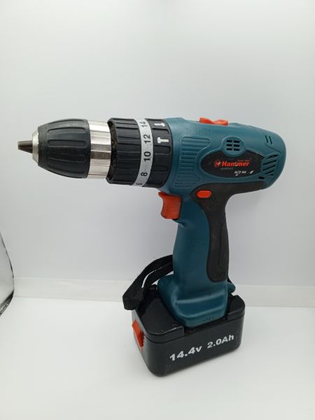 Купить Hammer ACD144C с СЗУ в Усть-Илимск за 1800 руб.
