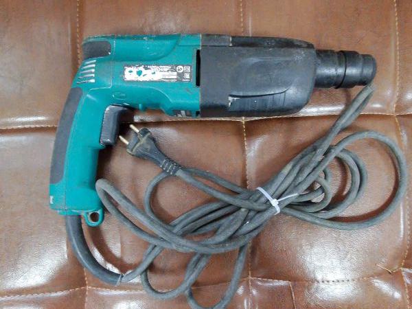 Купить Makita HR2450 в Усолье-Сибирское за 3799 руб.