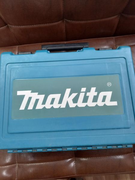 Купить Реплика Makita HR2470 в Усолье-Сибирское за 2749 руб.