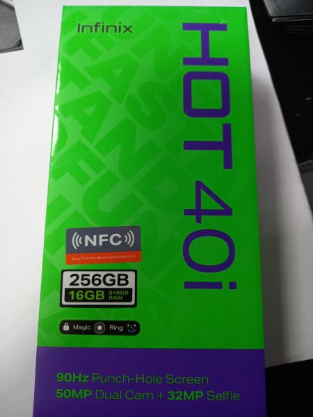 Купить Infinix Hot 40i 8/256GB (X6528B) Duos в Усолье-Сибирское за 9399 руб.