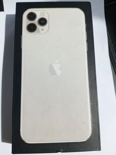 Купить Apple iPhone 11 Pro Max 256GB в Усолье-Сибирское за 20050 руб.