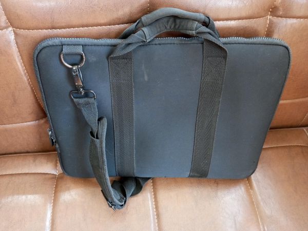 Купить Apple MacBook Air 13 Early 2020 (A2179) в Усолье-Сибирское за 29650 руб.