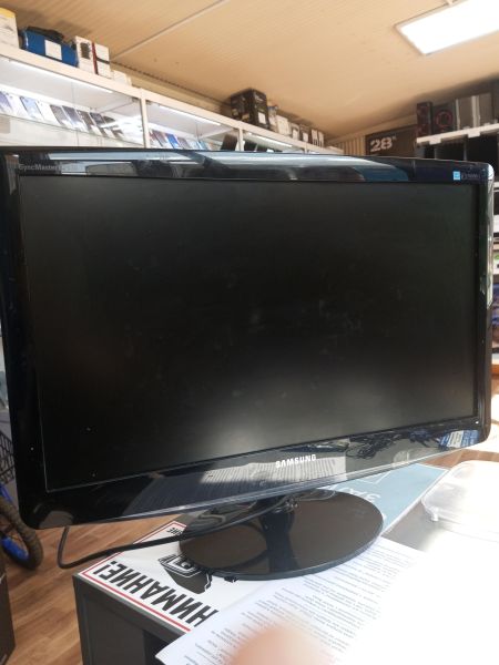 Купить Samsung SyncMaster B2430L в Усолье-Сибирское за 3000 руб.