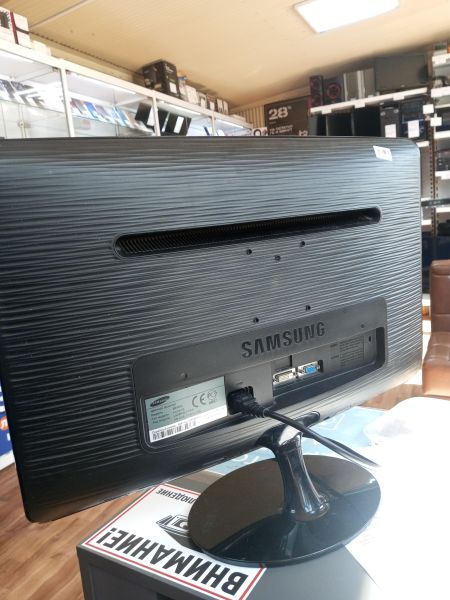 Купить Samsung SyncMaster B2430L в Усолье-Сибирское за 3000 руб.