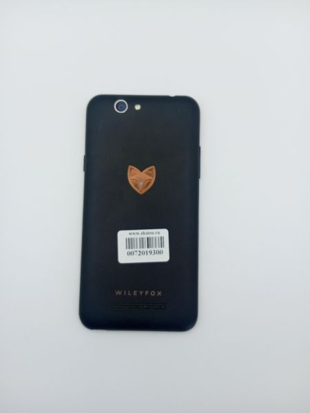 Купить Wileyfox Spark+ Duos в Усолье-Сибирское за 900 руб.