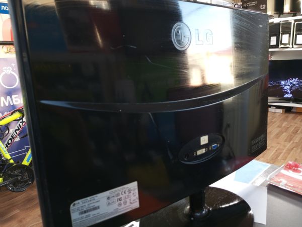 Купить LG Flatron E2340T-PN в Усолье-Сибирское за 1000 руб.