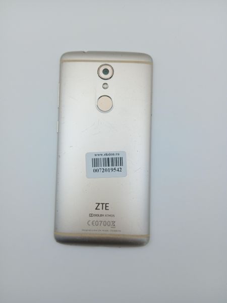 Купить ZTE Axon 7 mini (B2017G) Duos в Усолье-Сибирское за 2350 руб.