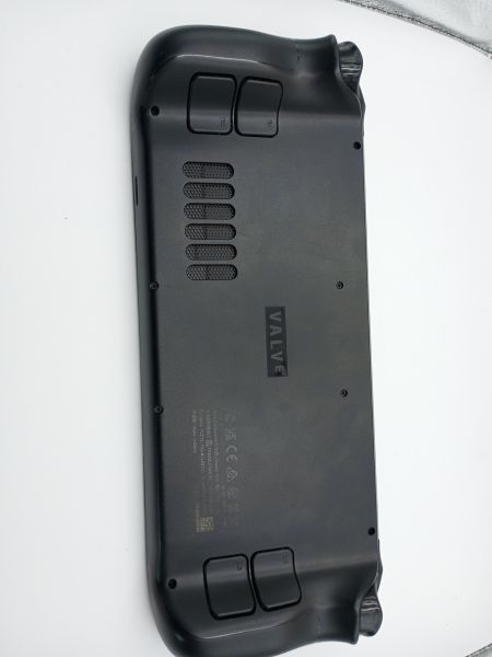 Купить Valve Steam Deck 64GB (1010) в Усолье-Сибирское за 33700 руб.