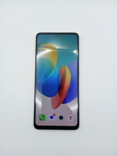 Купить TECNO Spark Go 2024 4/64GB (BG6) Duos в Усолье-Сибирское за 3800 руб.