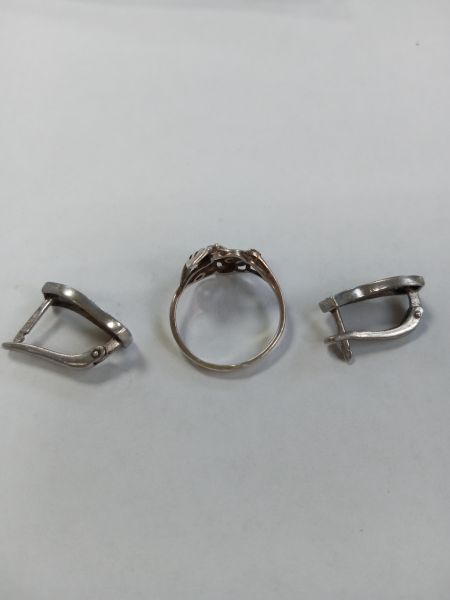 Купить Лом или горсть серебро 925 4,92g, вес изделия 5.22g в Усолье-Сибирское за 650 руб.