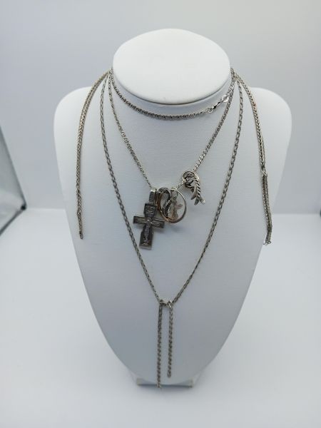 Купить Лом или горсть серебро 925 28,07g, вес изделия 29.03g в Усолье-Сибирское за 1950 руб.