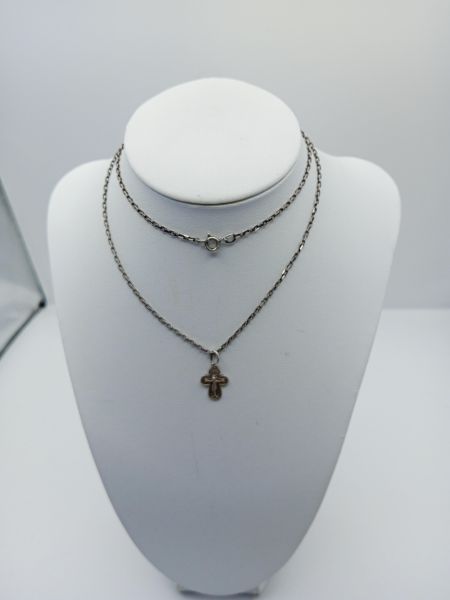 Купить Лом или горсть серебро 925 5,57g, вес изделия 5.67g в Усолье-Сибирское за 650 руб.