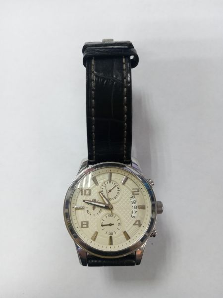 Купить GUESS W0076G2 в Усолье-Сибирское за 1600 руб.