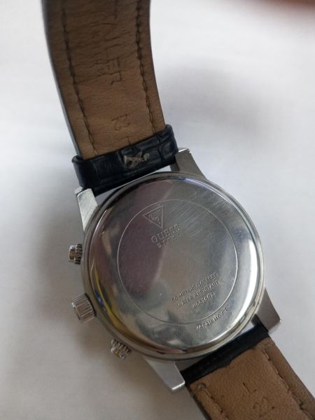 Купить GUESS W0076G2 в Усолье-Сибирское за 1600 руб.