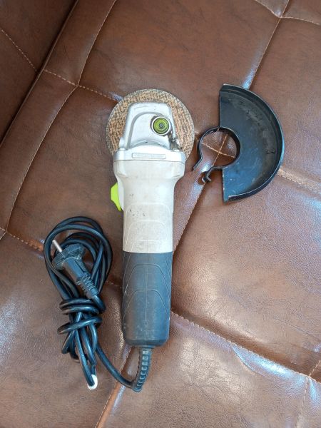 Купить Интерскол УШМ-125/750 в Усолье-Сибирское за 1200 руб.