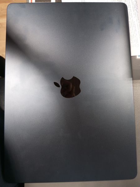 ноутбук Apple MacBook Air 13 2022 16/256GB (A2681) в Зима