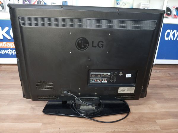 телевизор LG 32LC54 в Усолье-Сибирское