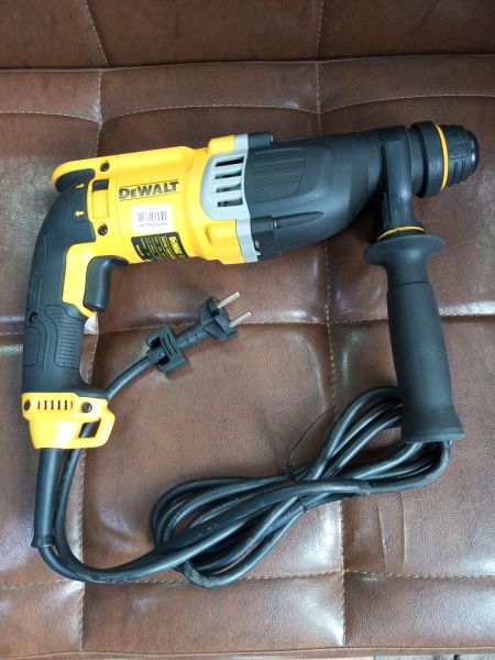перфоратор сетевой DeWALT D25143K в Усолье-Сибирское