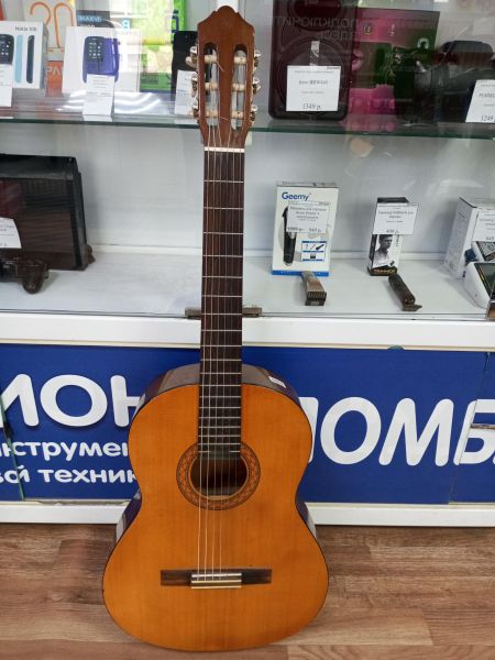 акустическая гитара YAMAHA C40 в УсольеСибирское
