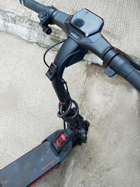 электросамокат Ninebot by Segway KickScooter ZT3 Pro в УсольеСибирское