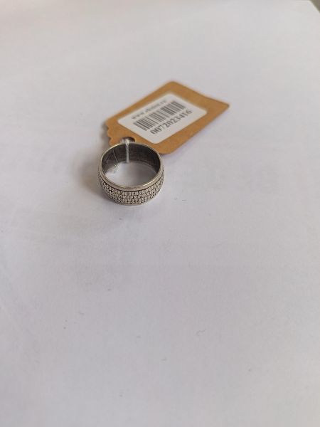 серебряное кольцо Кольцо серебро 925 3,15g, вес изделия 3.15g, размер 17.5 в Усолье-Сибирское