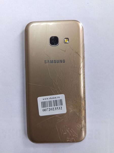 сотовый телефон Samsung Galaxy A3 2017 (A320F) Duos в Усолье-Сибирское