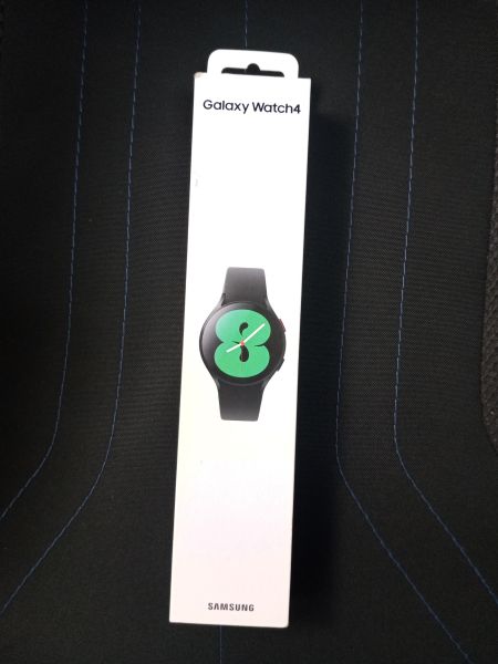 умные часы и браслеты Samsung Galaxy Watch 4 40 mm (SM-R860/N) с СЗУ в Усолье-Сибирское