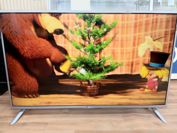 телевизор LG 42LB582V в Усолье-Сибирское