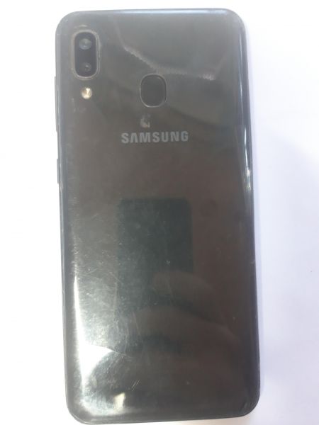 Купить Samsung Galaxy A20 3/32GB (A205FN) Duos в Усолье-Сибирское за 2399 руб.