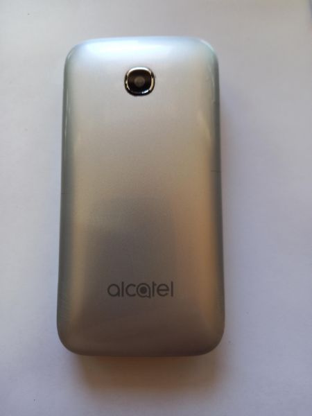 Купить Alcatel 2051D Duos в Усть-Илимск за 349 руб.