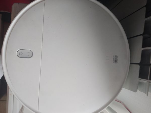 Купить Xiaomi Mi Robot Vacuum-Mop Essential (MJSTG1) с СЗУ в Улан-Удэ за 4599 руб.