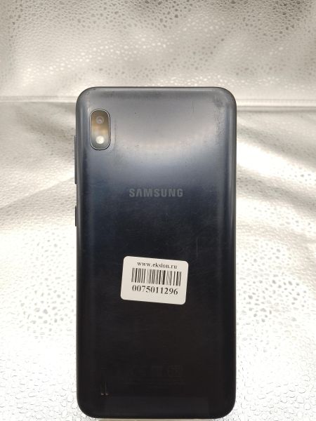 Купить Samsung Galaxy A10 2019 2/32GB (A105F) Duos в Улан-Удэ за 3499 руб.