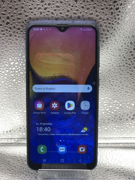 Купить Samsung Galaxy A10 2019 2/32GB (A105F) Duos в Улан-Удэ за 2199 руб.