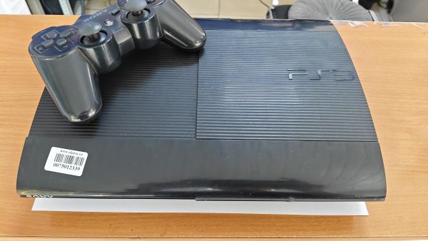 Купить Sony PlayStation 3 Super Slim 12GB (CECH-4308A) в Улан-Удэ за 6800 руб.