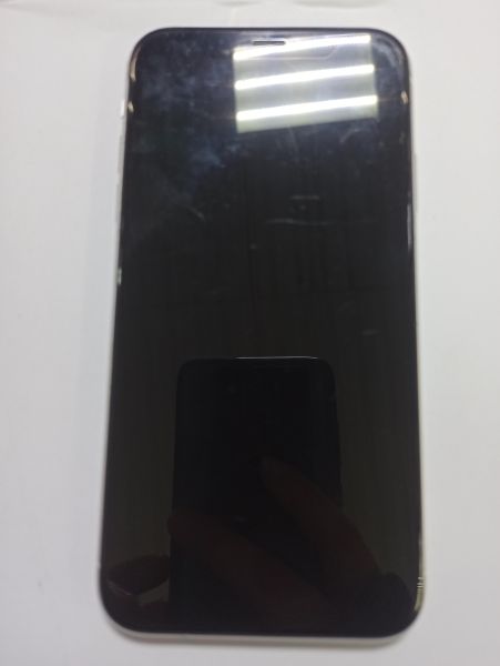 Купить Apple iPhone XR 64GB в Улан-Удэ за 6000 руб.