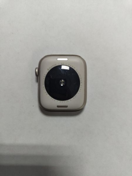 Купить Apple Watch SE 2 44mm (A2723) с СЗУ в Улан-Удэ за 7500 руб.