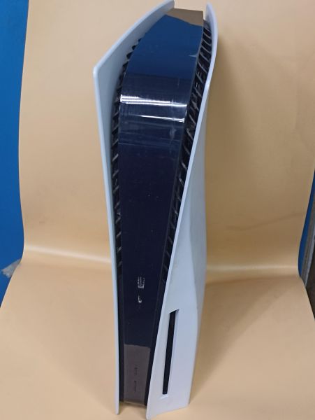 Купить Sony PlayStation 5 825GB (CFI-1218A) в Чита за 37200 руб.