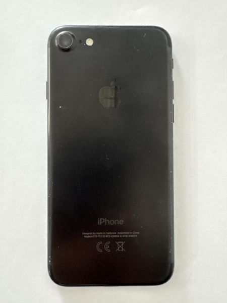 Купить Apple iPhone 7 32GB в Улан-Удэ за 3300 руб.