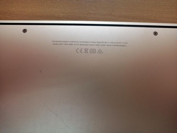 Купить Apple MacBook Air 13 2020 8/256GB (A2337) в Улан-Удэ за 34100 руб.