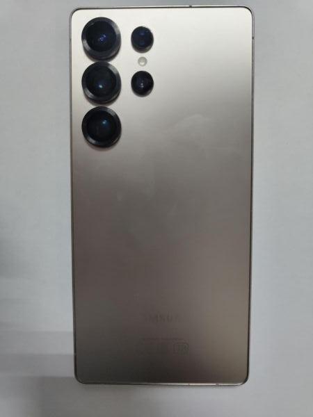 Купить Samsung Galaxy S25 Ultra 12/256GB (S938B) Duos в Улан-Удэ за 64300 руб.