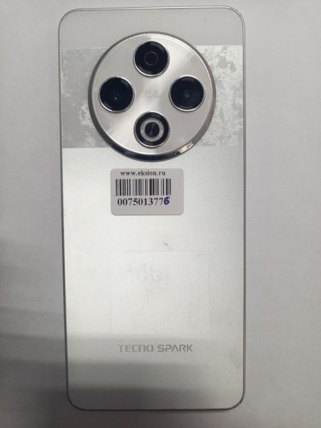 Купить TECNO Spark 30 8/256GB (KL6) Duos в Улан-Удэ за 6700 руб.